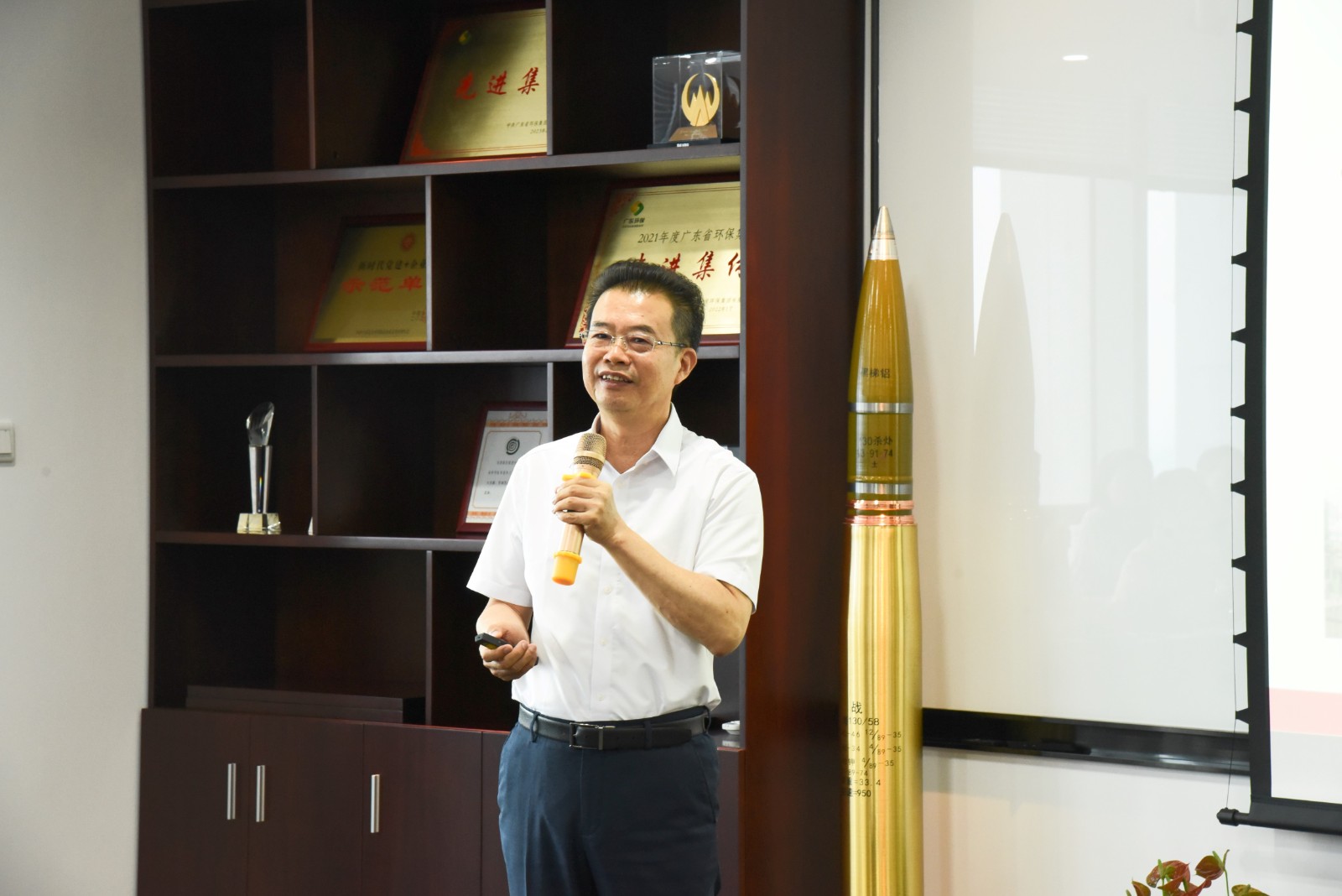 1692581527609932.jpg c74a9682fa589a16aac18746c56e0c3.jpg