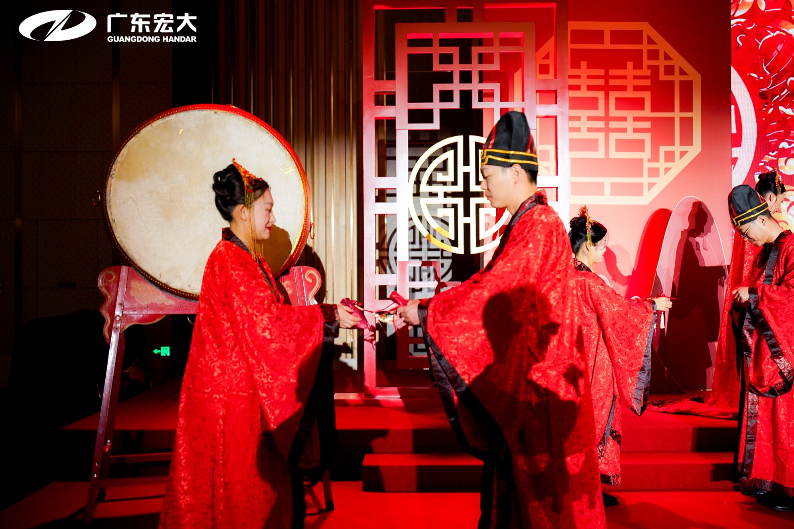 1705908853136096.jpg x.jpg