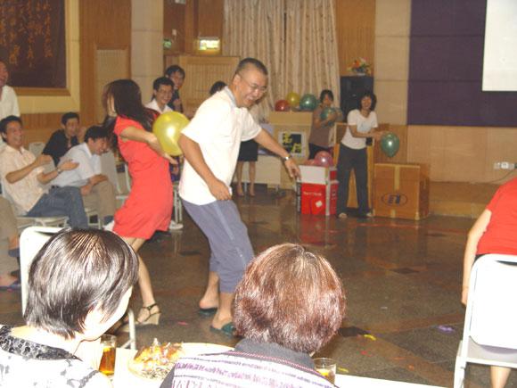 1381643043 ÖÁ×ð¹ú¼Ê ¨C ÖÁ×ð·þÎñ,ÖÁ×ðÏíÊÜ