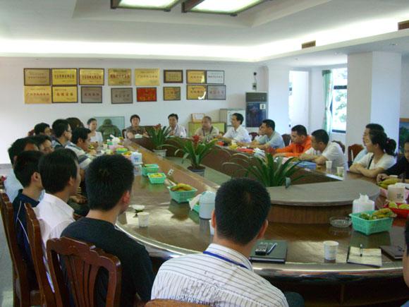 1381685072 1381685072