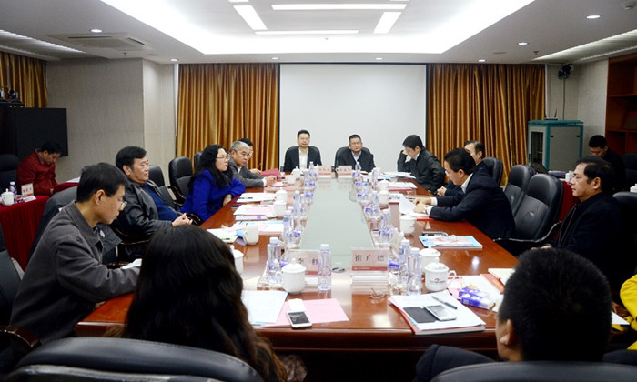 1452856581 1452856581